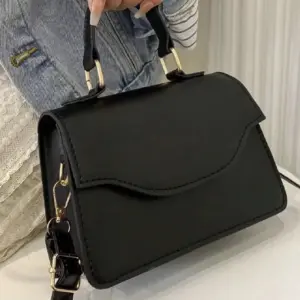 Cartera Negra SHEIN